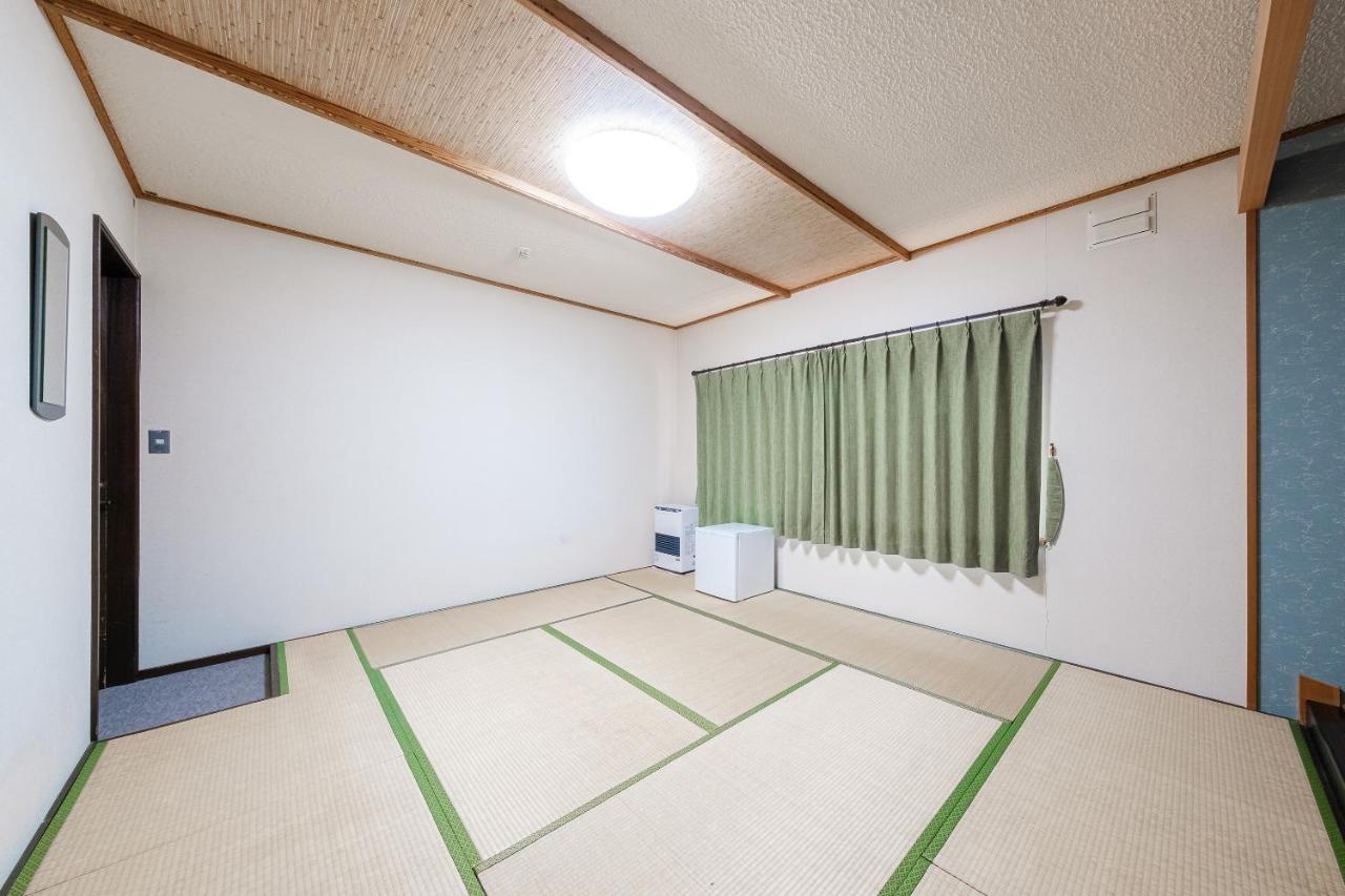 Tabist Shun Hidaka Biratori Hotel Buitenkant foto